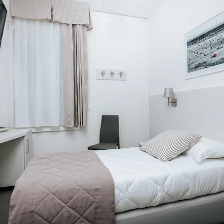 Hotel Luna-2